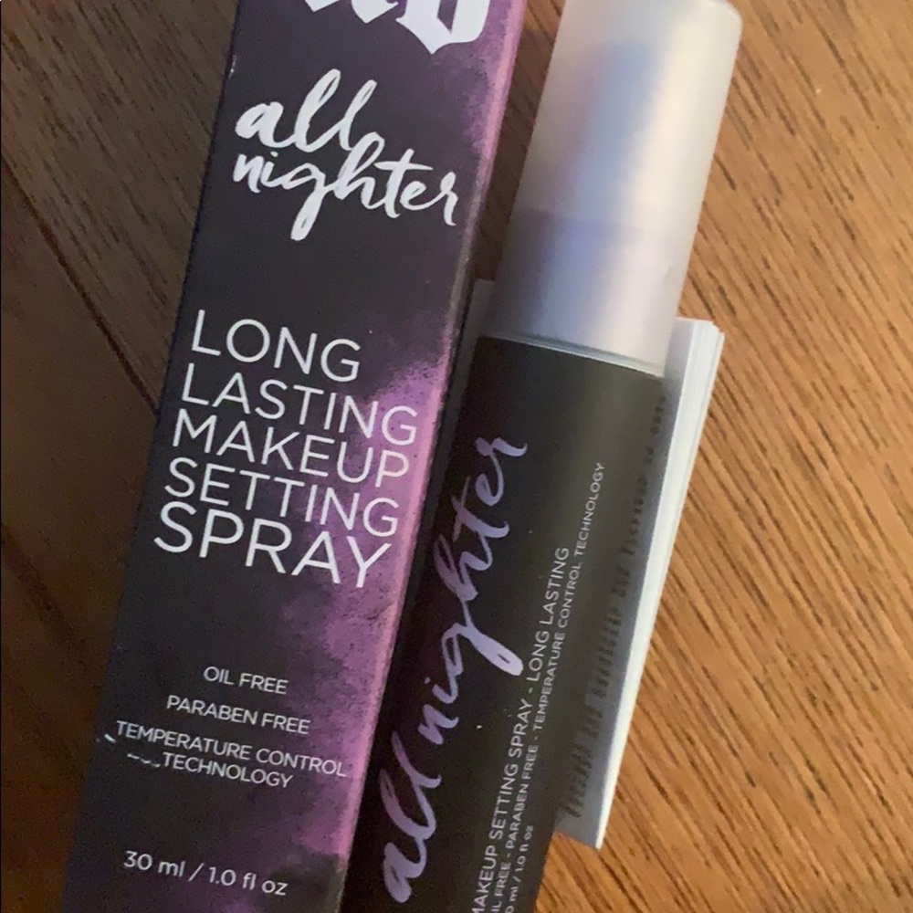 Urban Decay Long Lasting Makeup Setting Spray